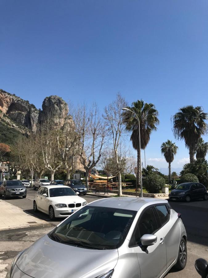 B E B Riviera Di Levante Terracina Εξωτερικό φωτογραφία