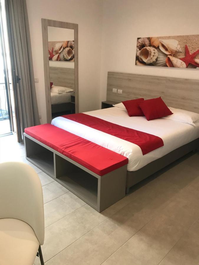 B E B Riviera Di Levante Terracina Εξωτερικό φωτογραφία